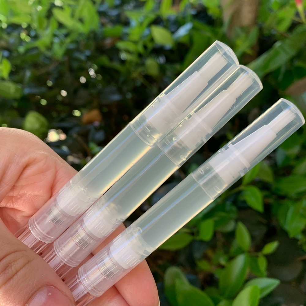 ✨Strawberry clear gloss✨